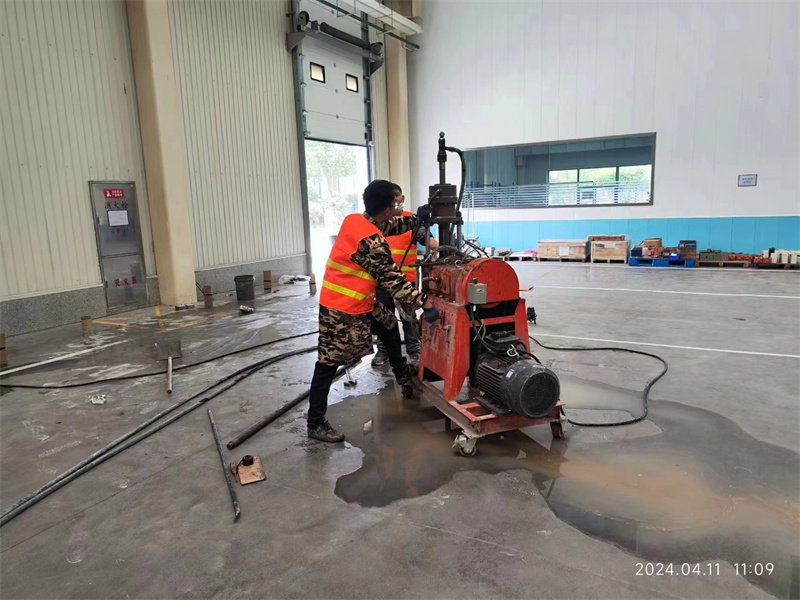 平果厂房地面下沉塌陷注浆加固施工